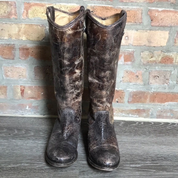 FRYE - Picture 2 of 16